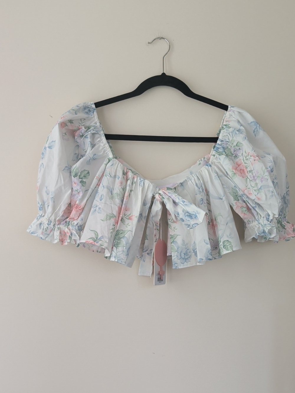 NWT Selkie Darcy White Floral Off-Shoulder Ruffle Tie-Front Crop Top